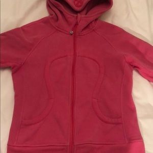 Hot pink lululemon sweatshirt